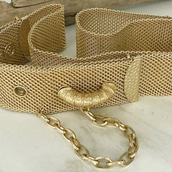 Sarah Coventry Vintage Gold Mesh Belt
